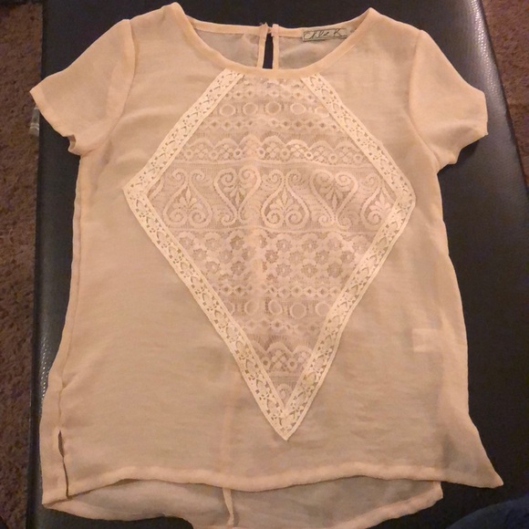 CHLOE K SHEAR BEIGE BLOUSE WITH LACE PATTERN - Picture 1 of 4